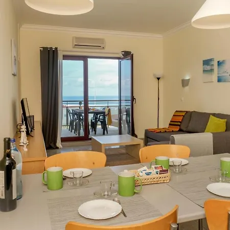 Apartment The Family Ericeira